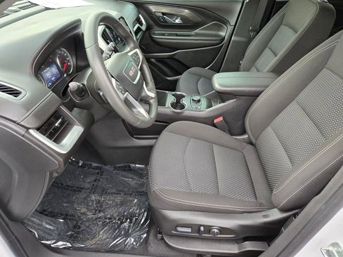 Used 2023 GMC Terrain SLE w/ Driver Convenience Package image 10