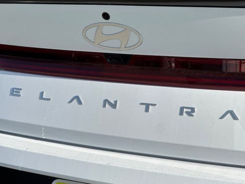 New 2026 Hyundai Elantra SEL Sport Premium FWD image 31