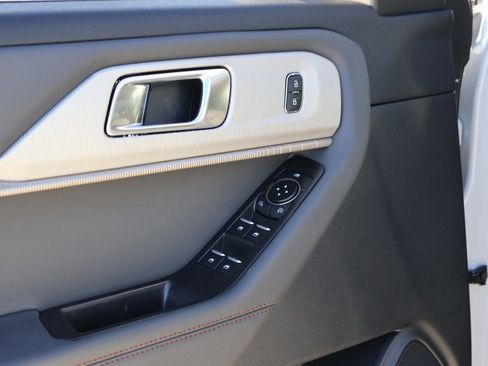 New 2026 Ford Explorer Active image 23