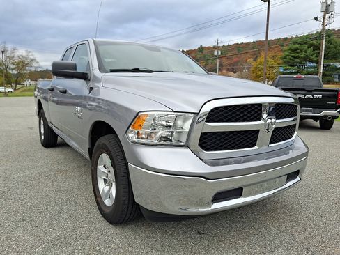 Used 2024 RAM 1500 Classic SLT image 2