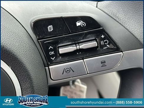 Certified 2023 Hyundai Tucson SE AWD/4WD image 22