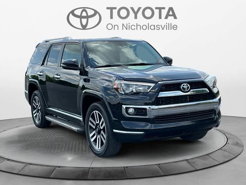 Used 2018 Toyota 4Runner Limited AWD/4WD image 7