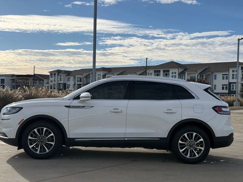 Used 2022 Lincoln Nautilus Reserve w/ Cargo Utility Package image 4