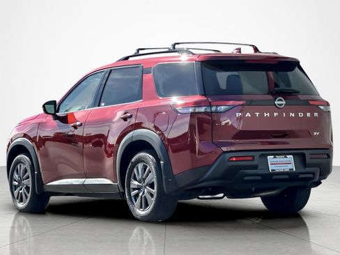 Used 2024 Nissan Pathfinder SV w/ SV Premium Package FWD image 3