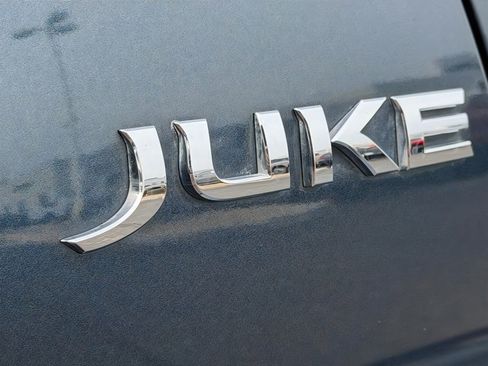 Used 2011 Nissan Juke SV FWD image 10