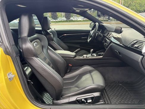Used 2017 BMW M4 Coupe RWD image 23