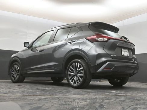 Used 2024 Nissan Kicks SR image 19