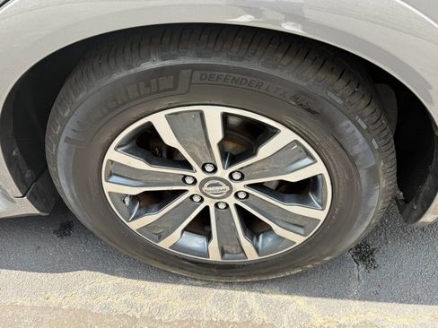 Used 2018 Nissan Armada SL w/ Moonroof Package AWD/4WD image 35
