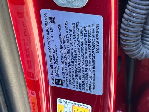 Used 2022 Chevrolet Silverado 3500 High Country w/ Safety Package II AWD/4WD image 28
