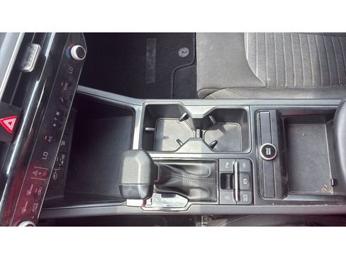 Used 2025 Kia K5 LXS FWD image 16