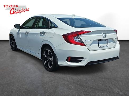 Used 2017 Honda Civic Touring image 7