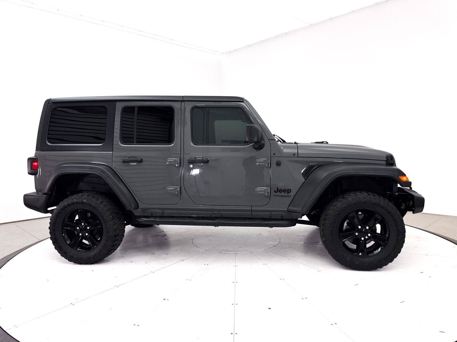 Used 2021 Jeep Wrangler Unlimited Sport AWD/4WD image 36