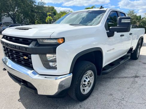 Used 2020 Chevrolet Silverado 2500 W/T w/ WT Convenience Package image 3