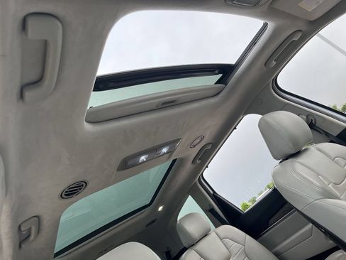 Used 2020 Kia Telluride SX w/ SX Prestige Package AWD/4WD image 32