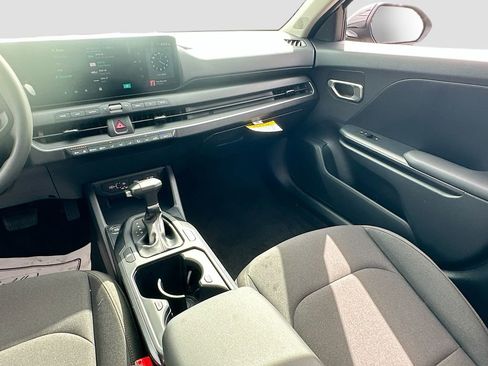 New 2026 Kia K4 LXS FWD image 21