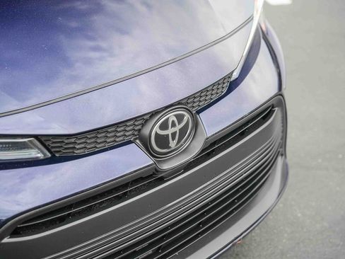 Certified 2024 Toyota Corolla LE FWD image 3