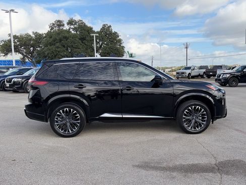 Used 2026 Nissan Rogue Platinum AWD/4WD image 4
