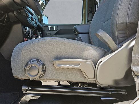 New 2026 Jeep Wrangler Unlimited Rubicon image 16