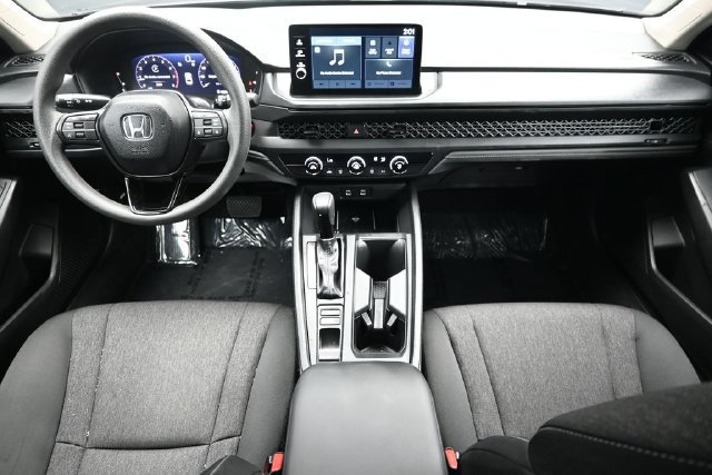 Used 2026 Honda Accord LX image 10