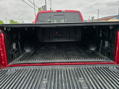 Used 2017 Ford F150 XLT w/ Equipment Group 302A Luxury AWD/4WD image 15
