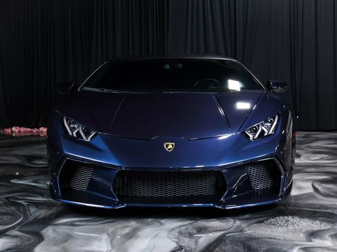 Used 2017 Lamborghini Huracan LP 580-2 RWD image 6