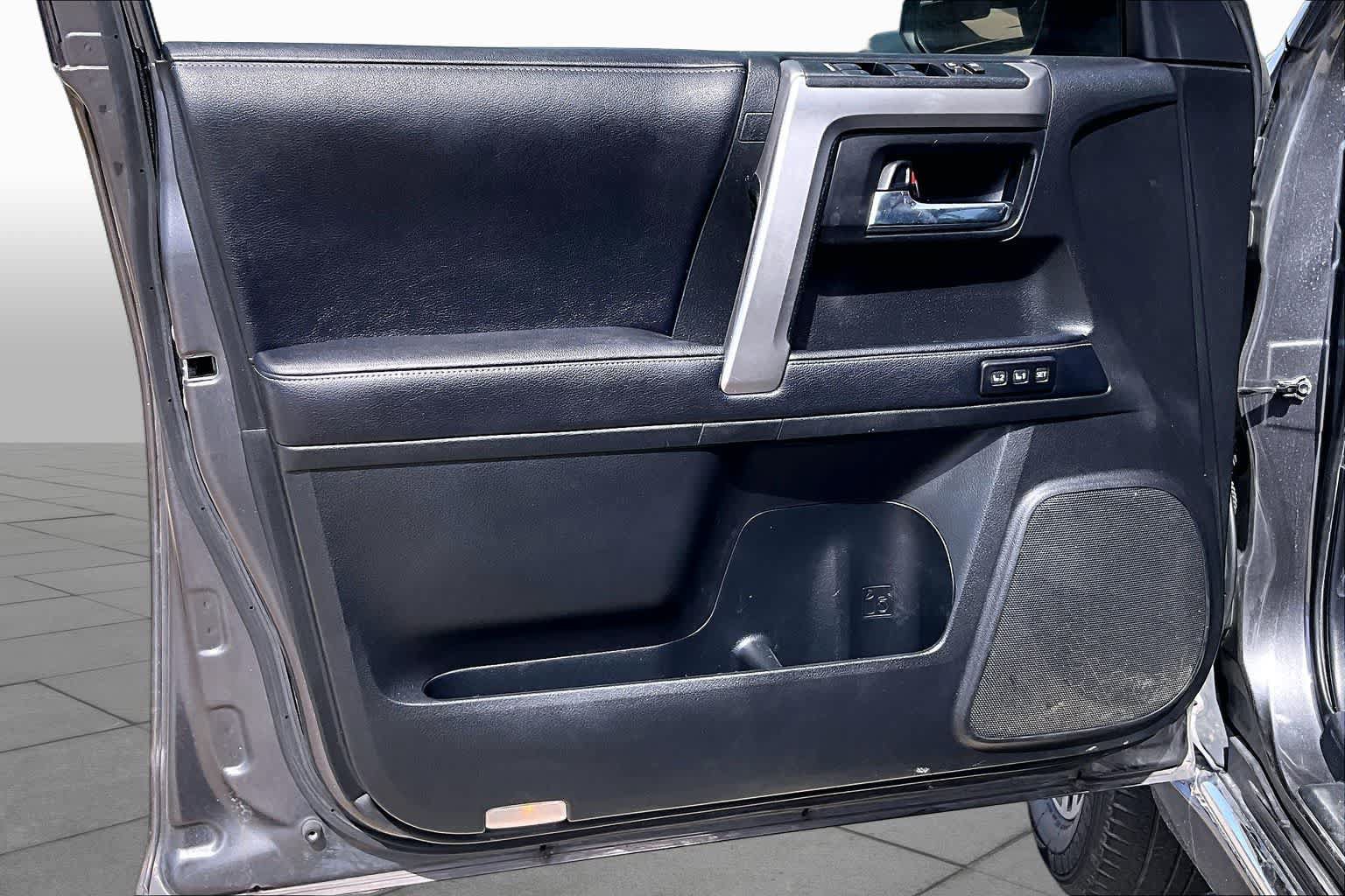 Used 2019 Toyota 4Runner Limited RWD image 32