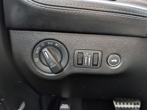 Used 2021 Dodge Challenger GT w/ Plus Package image 32