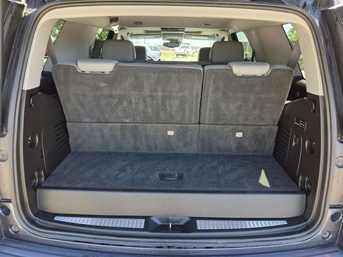 Used 2019 Chevrolet Tahoe LT AWD/4WD image 11