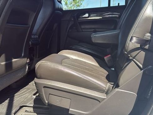 Used 2016 Buick Enclave Leather AWD/4WD image 24