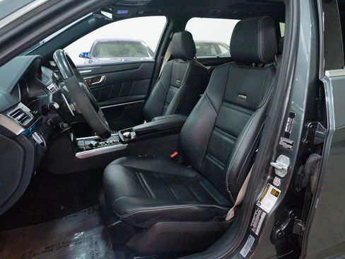 Used 2014 Mercedes-Benz E 63 AMG S-Model w/ Driver Assistance Package image 24