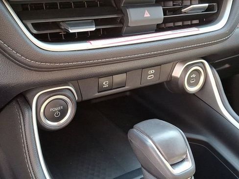 Used 2024 Toyota Grand Highlander AWD Hybrid image 16