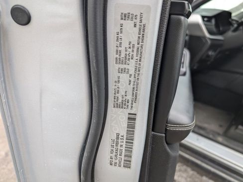 Used 2024 Jeep Grand Cherokee L Altitude image 18