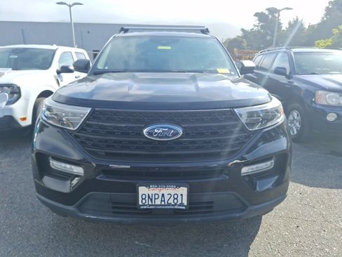 Used 2020 Ford Explorer XLT w/ Equipment Group 202A AWD/4WD image 3