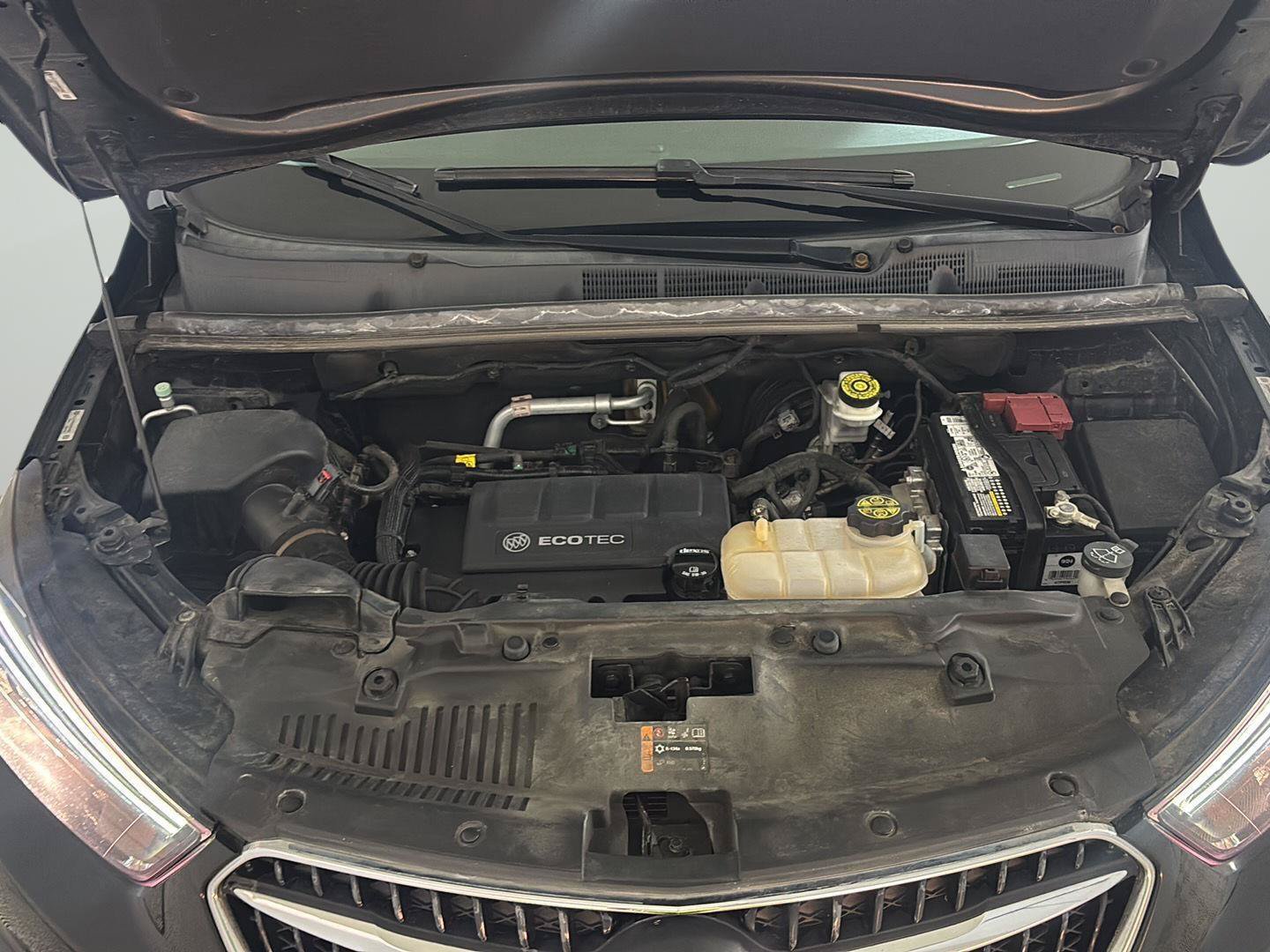 Used 2019 Buick Encore Preferred AWD/4WD image 9