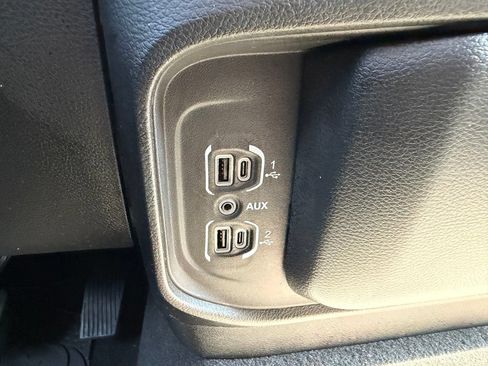 Used 2023 RAM 1500 Big Horn AWD/4WD image 17
