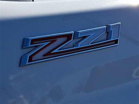 Used 2025 Chevrolet Silverado 2500 LT w/ All Star Edition image 28