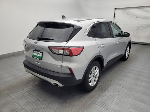 Used 2020 Ford Escape SE FWD image 9