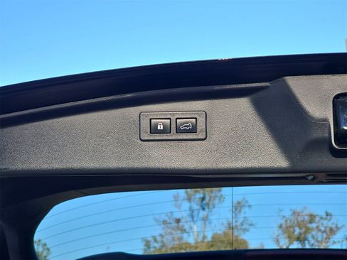 Used 2023 Subaru Outback Limited XT image 13