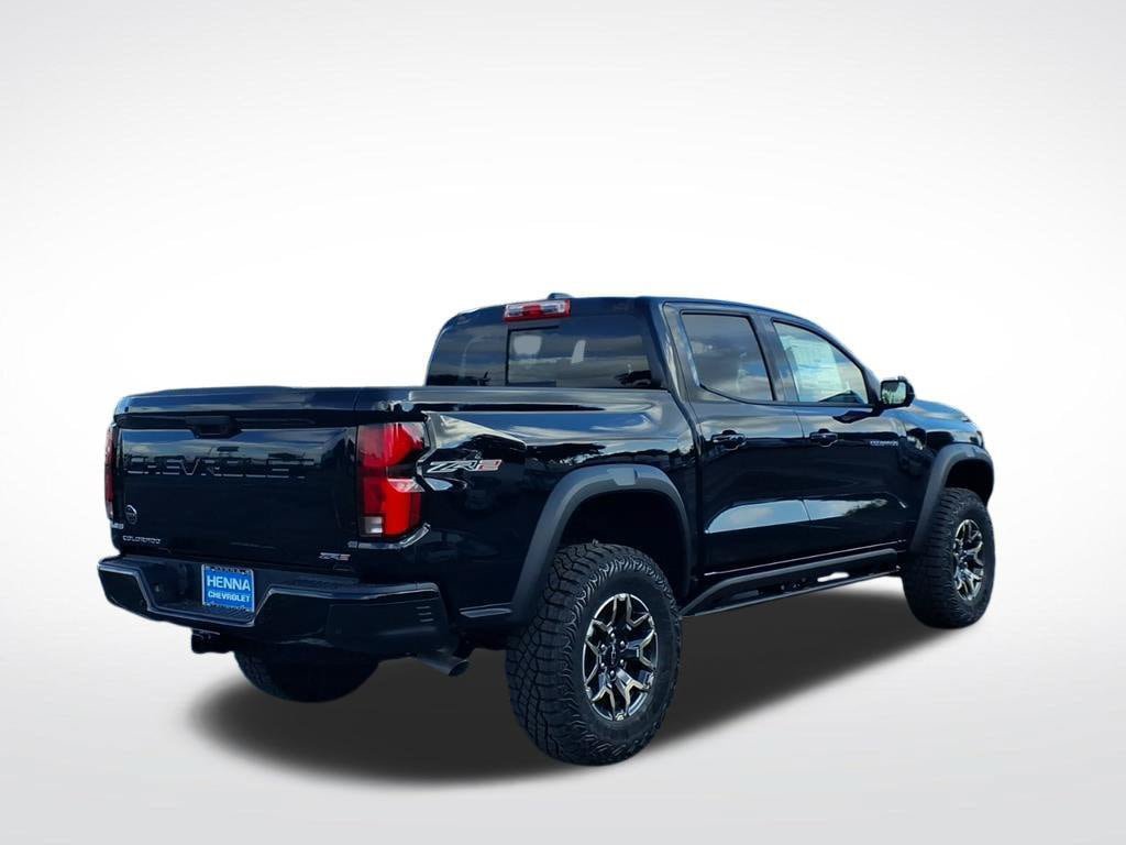New 2026 Chevrolet Colorado ZR2 w/ Technology Package AWD/4WD image 3