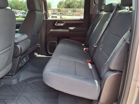 Used 2025 Chevrolet Silverado 2500 LT w/ Trail Boss Package AWD/4WD image 15