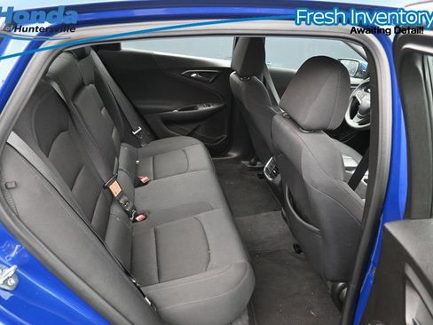 Used 2023 Chevrolet Malibu LT FWD image 15