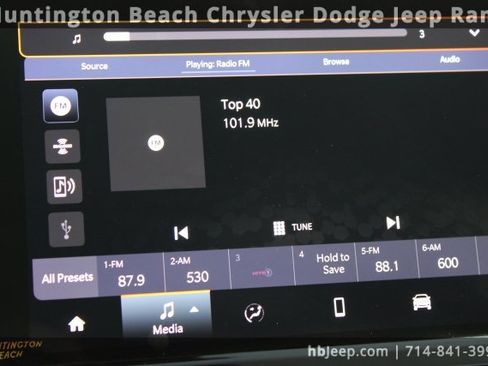 Used 2022 Jeep Compass Limited image 22