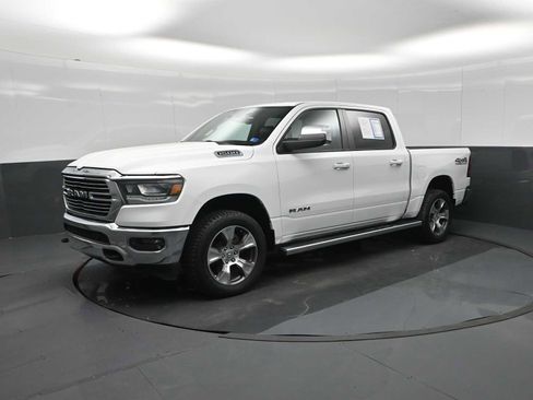 Used 2024 RAM 1500 Laramie AWD/4WD image 9