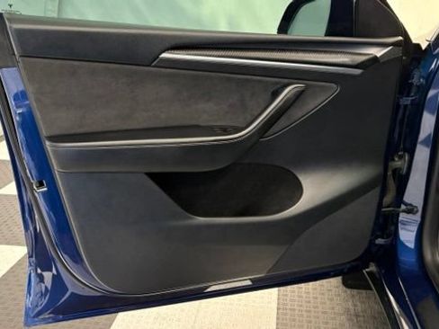 Used 2023 Tesla Model Y Performance AWD/4WD image 15