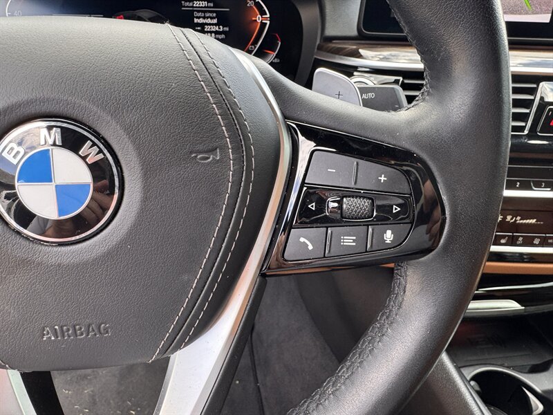Used 2021 BMW 540i xDrive w/ Premium Package AWD/4WD image 17