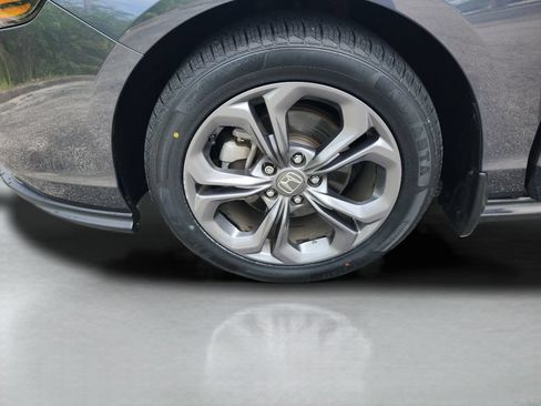 Certified 2023 Honda Accord EX image 37