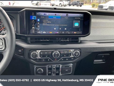 Used 2024 Jeep Wrangler Sport S image 22