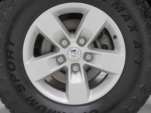 Used 2018 RAM 1500 Tradesman w/ Popular Equipment Group AWD/4WD image 26