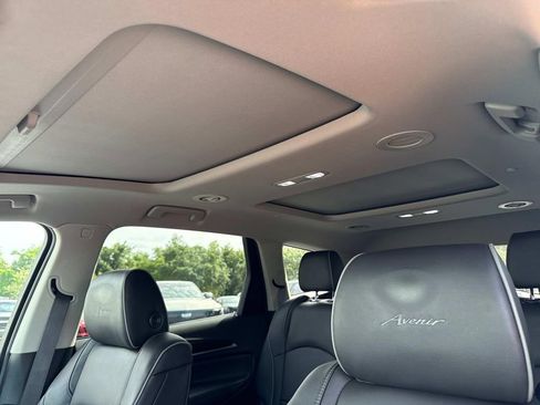 Used 2020 Buick Enclave Avenir w/ Avenir Technology Package image 33