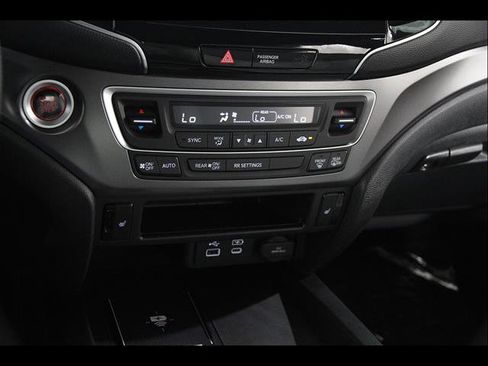 Used 2024 Honda Passport EX-L image 14